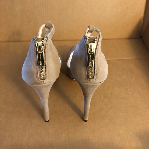 Michael Kors tan platform heels - Picture 3 of 5